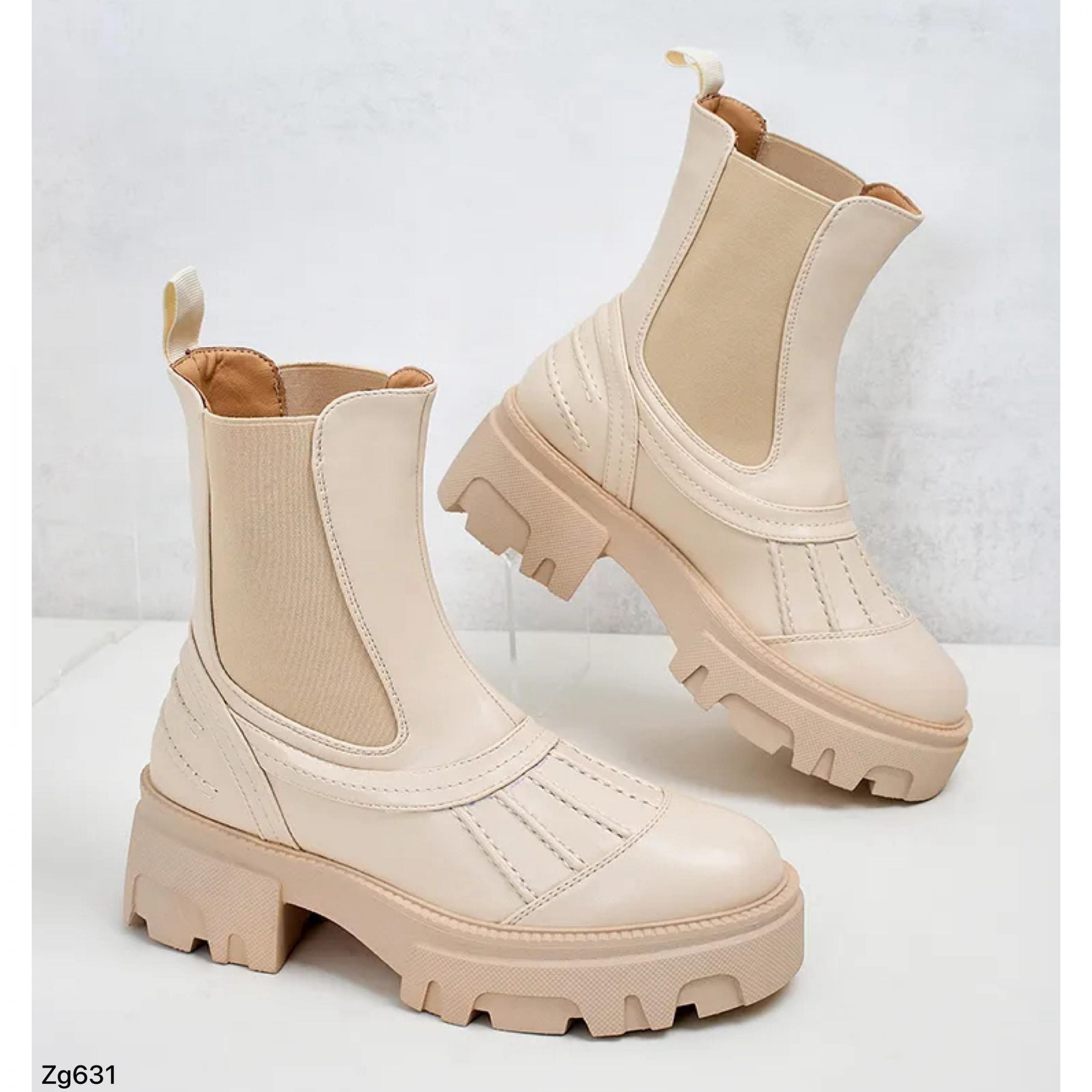 Botin beige resorte suela 5cm UK68 C-77